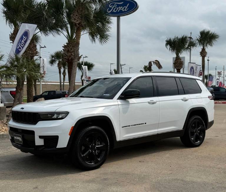 2023 Jeep Grand Cherokee L Altitude