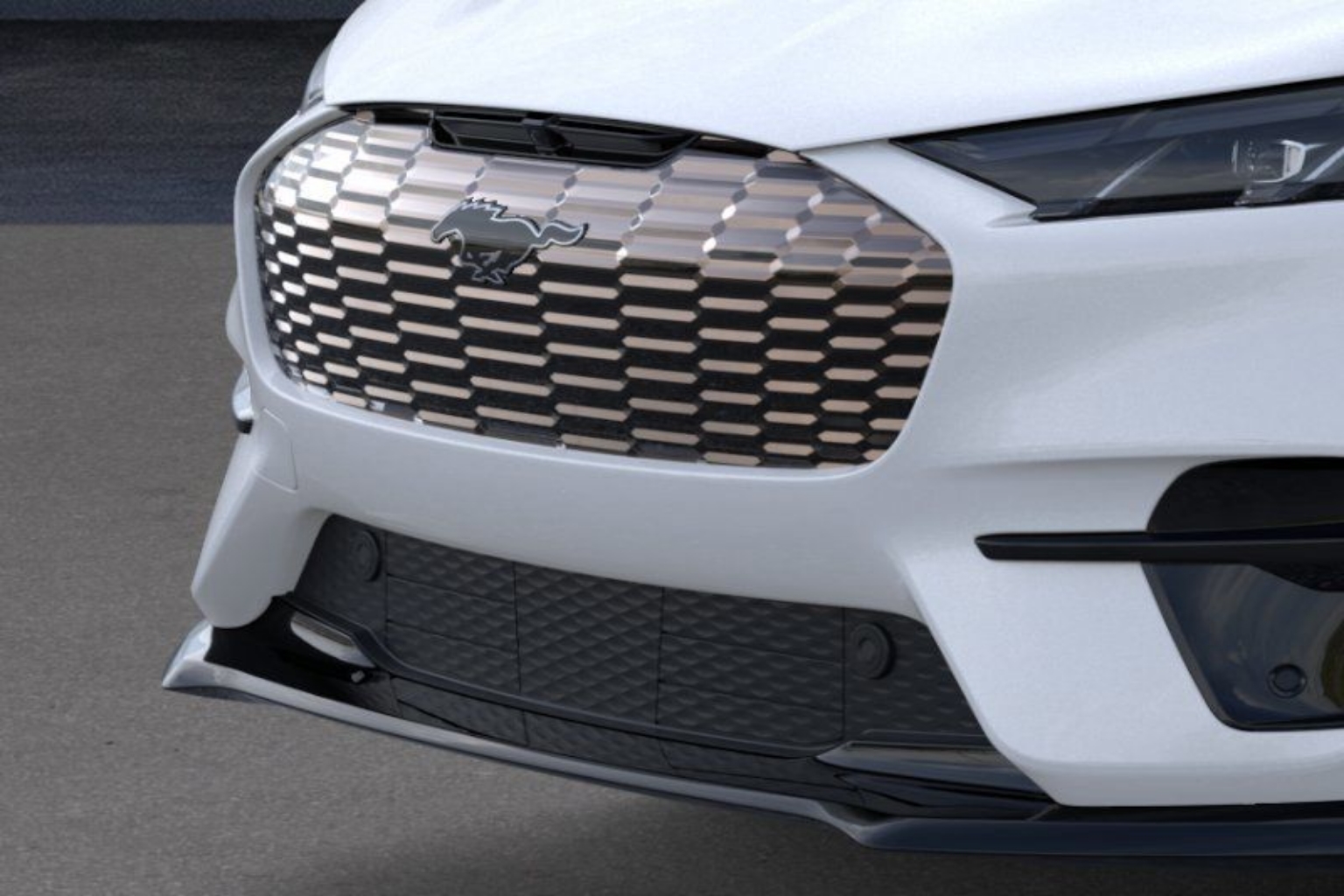 2025 Ford Mustang Mach-E GT - Photo 18