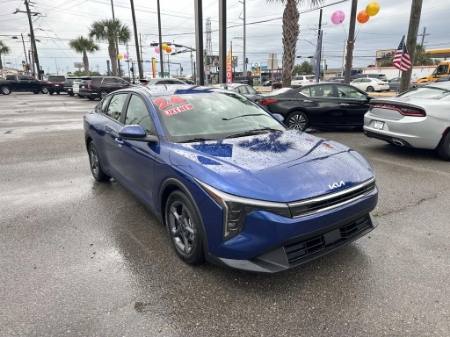 2025 Kia K4 LXS