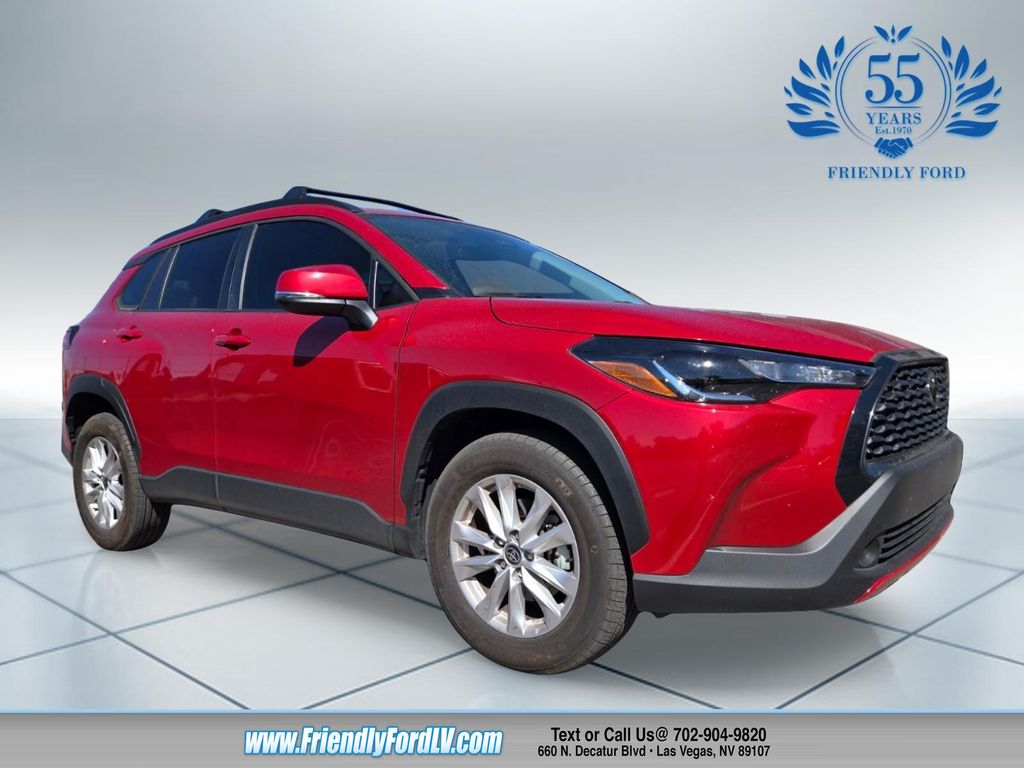 2024 Toyota Corolla Cross LE