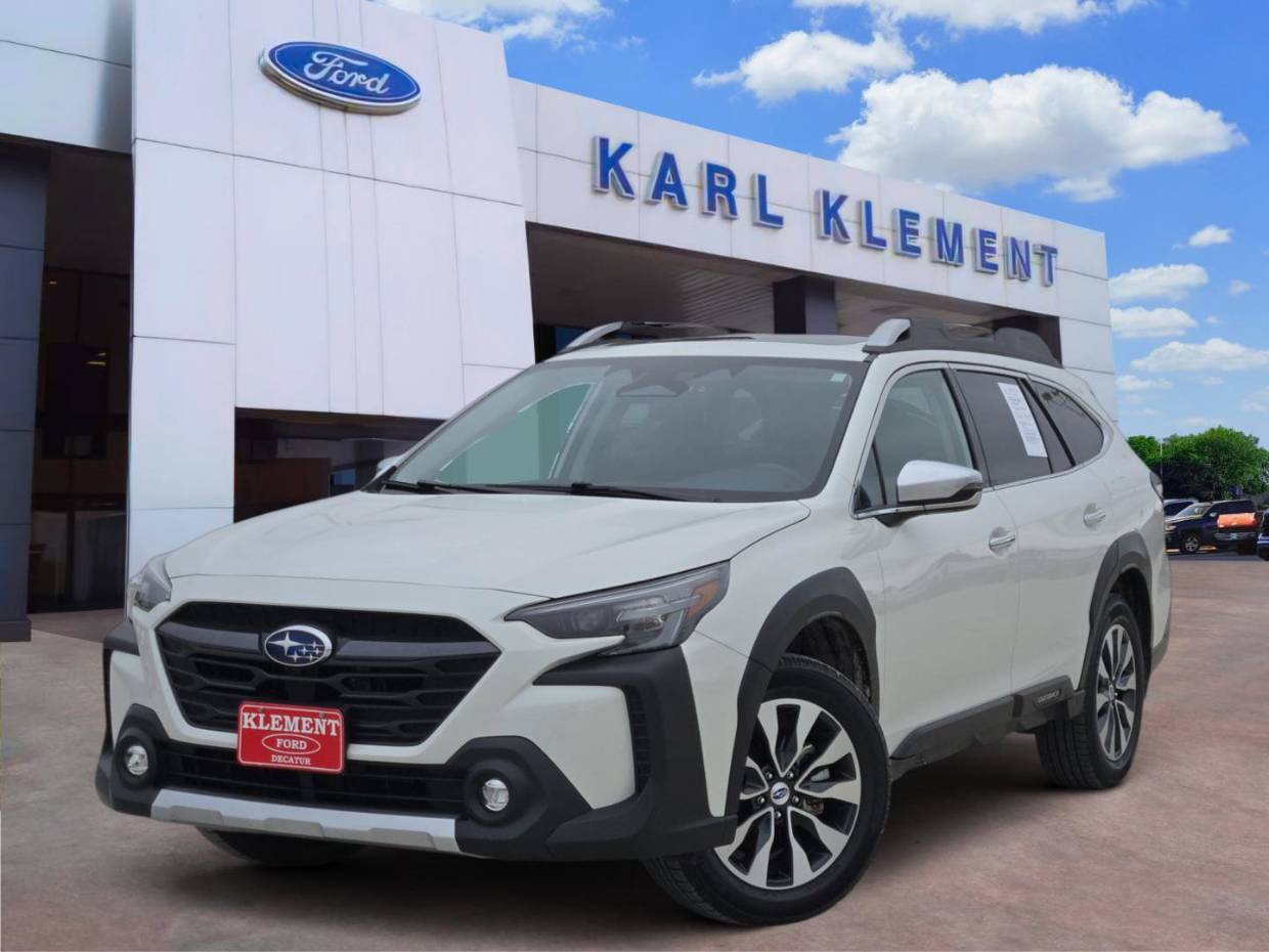2024 Subaru Outback Touring's photo
