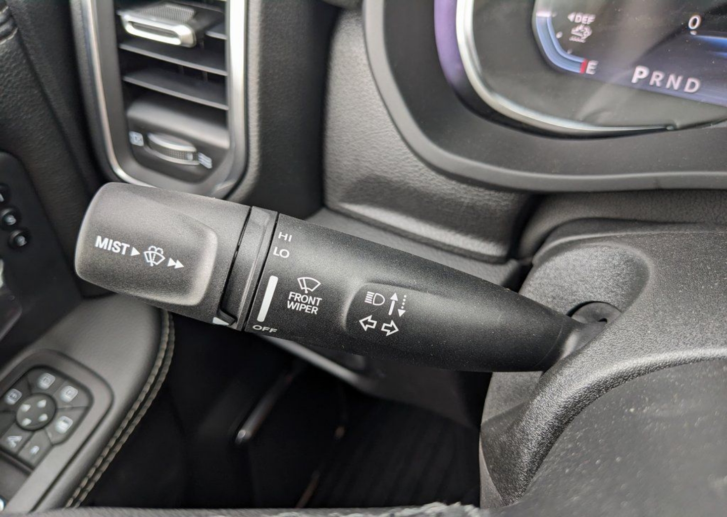 2026 RAM 2500 Laramie - Photo 52