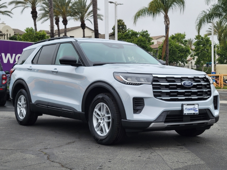 2026 Ford Explorer Active w/100A Pkg