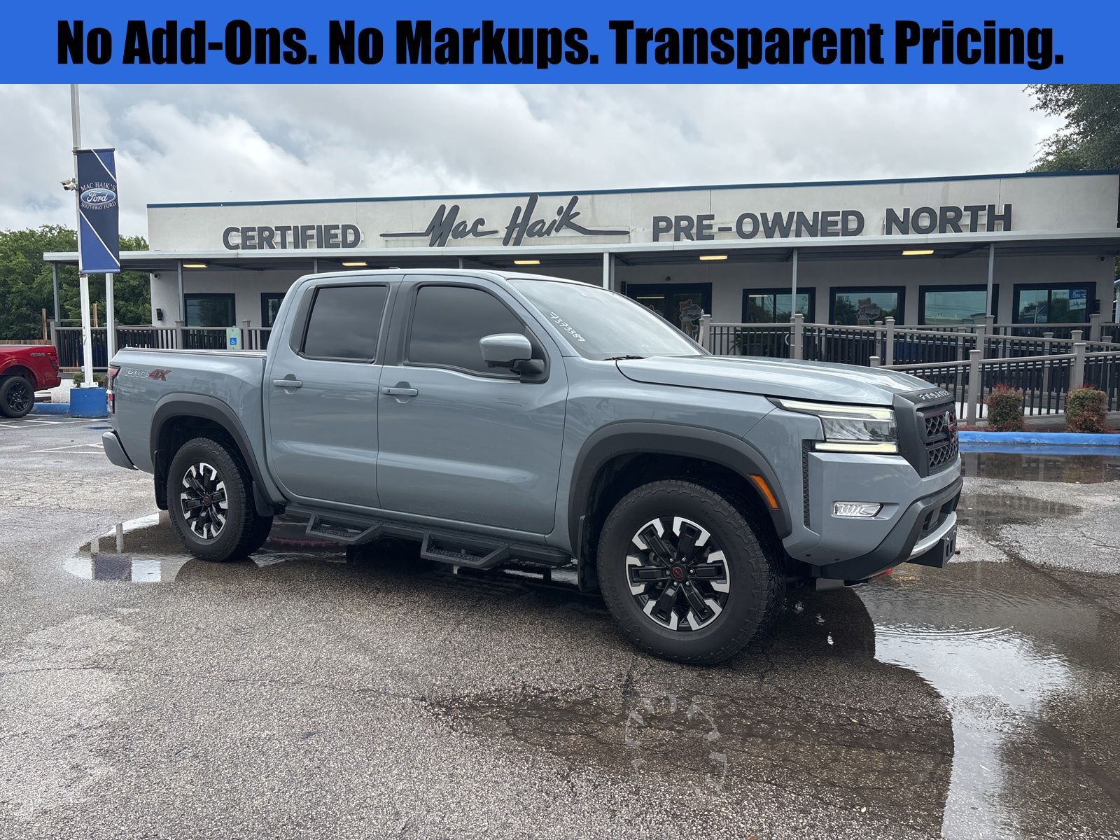 2023 Nissan Frontier PRO-4X Crew Cab 4X4's photo