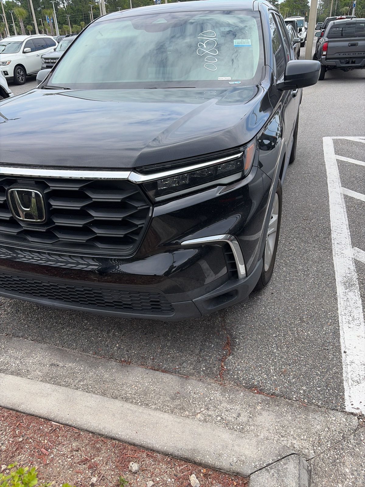 2023 Honda Pilot LX