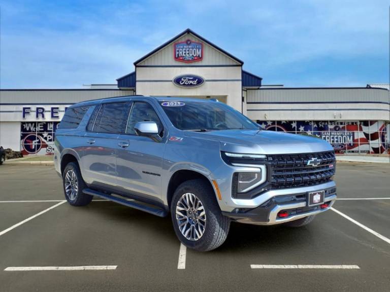 2025 Chevrolet Suburban Z71