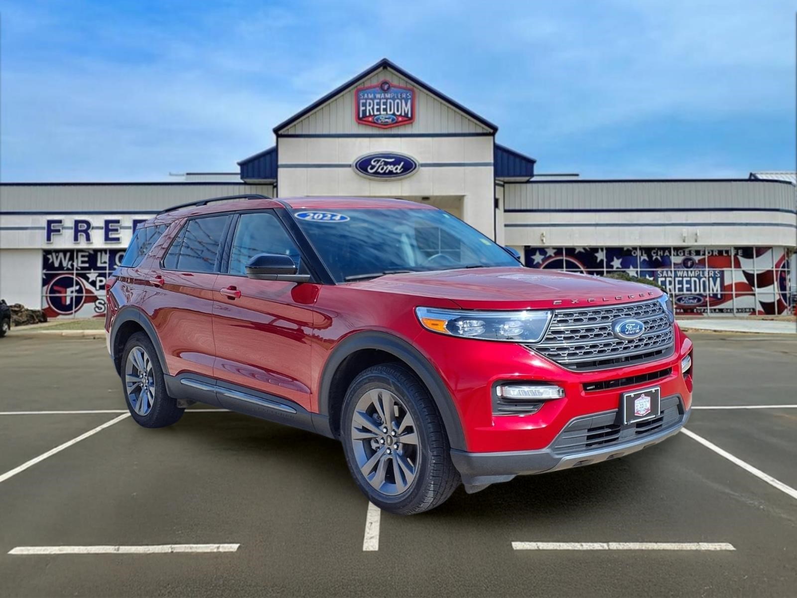 2024 Ford Explorer XLT