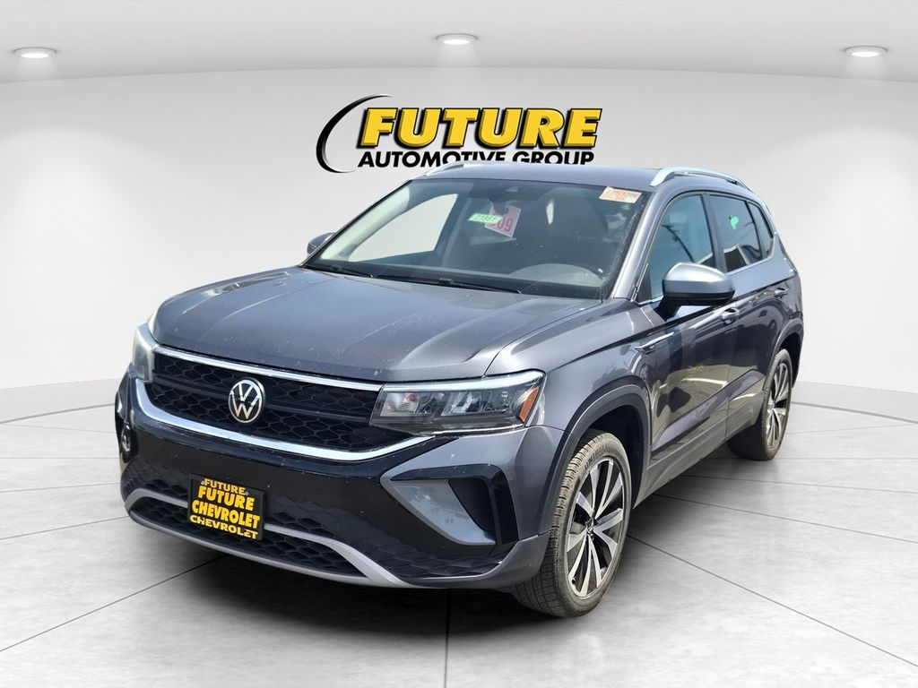 2024 Volkswagen Taos 1.5T SE