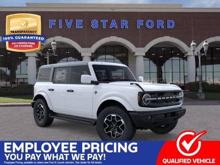 2026 Ford Bronco Outer Banks