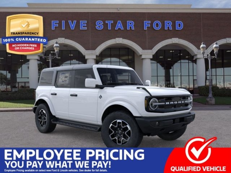2026 Ford Bronco Outer Banks