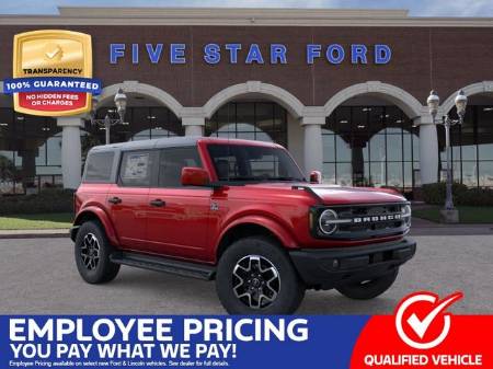 2026 Ford Bronco Outer Banks