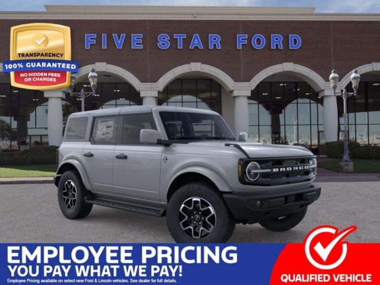 2026 Ford Bronco Outer Banks