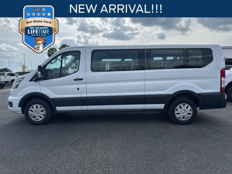 2023 Ford Transit Passenger Wagon XLT