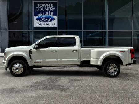 2024 Ford Super Duty F-450 DRW LARIAT