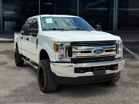 2017 Ford Super Duty F-250 SRW LARIAT