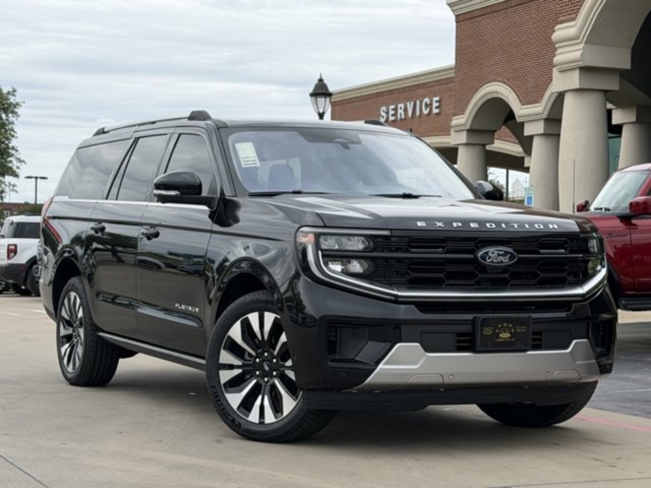 2025 Ford Expedition Platinum MAX 4x4's photo