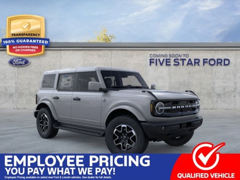 2026 Ford Bronco Outer Banks