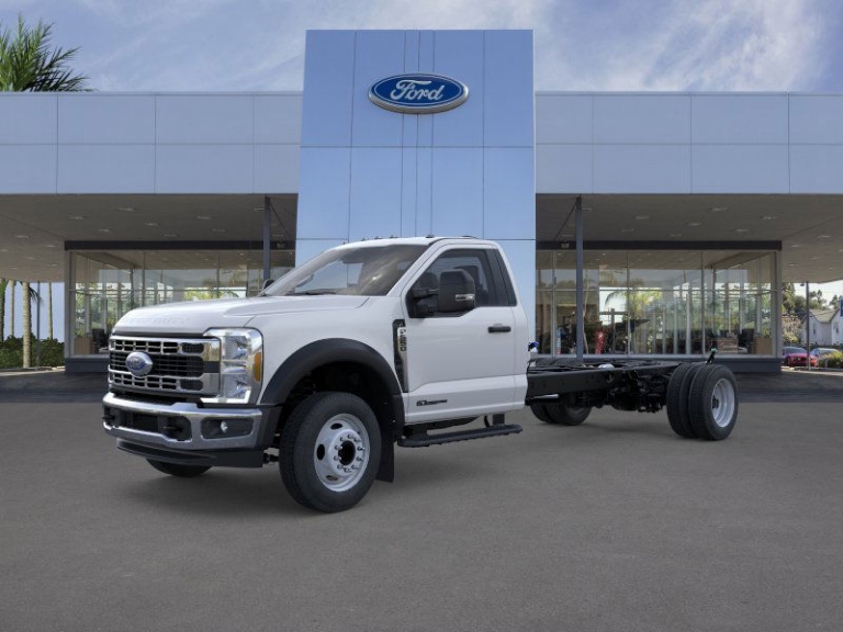 2025 Ford F-550SD XL