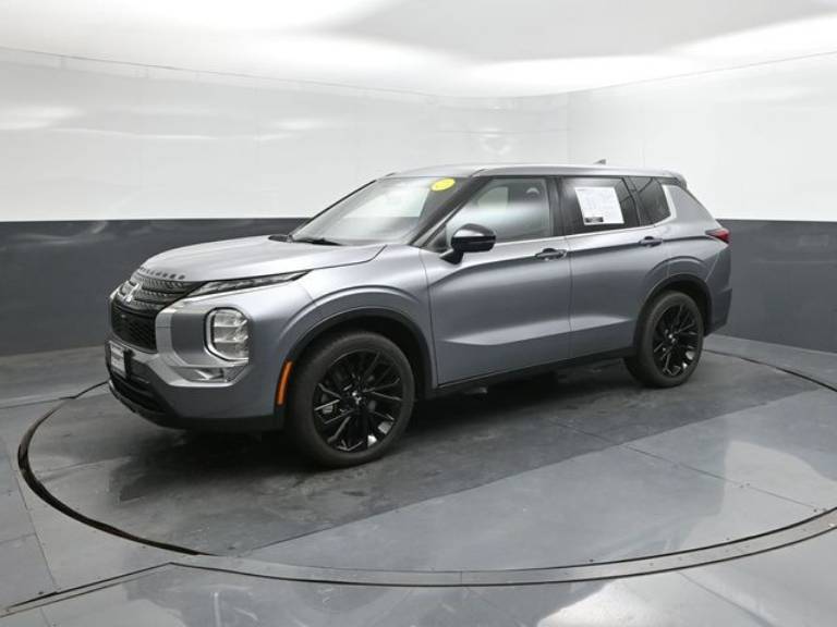2024 Mitsubishi Outlander SE Black Edition