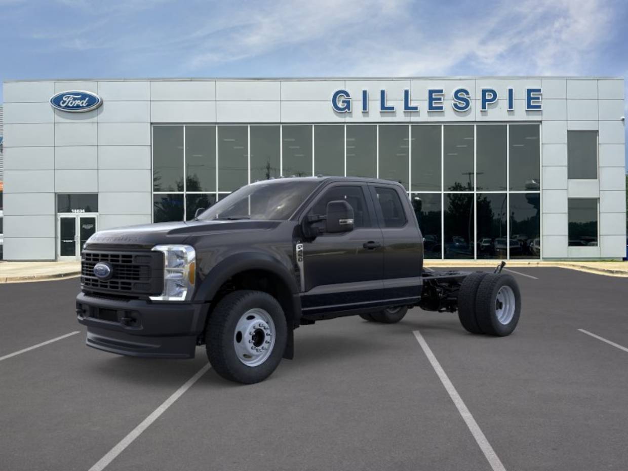 2026 Ford F-450 XL 4x4 SuperCab 168-In DRW's photo