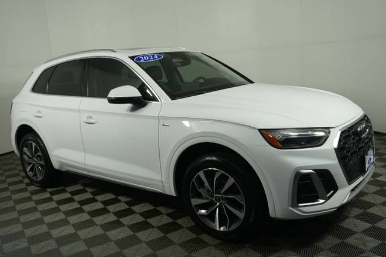 2024 Audi Q5 S line Premium Plus