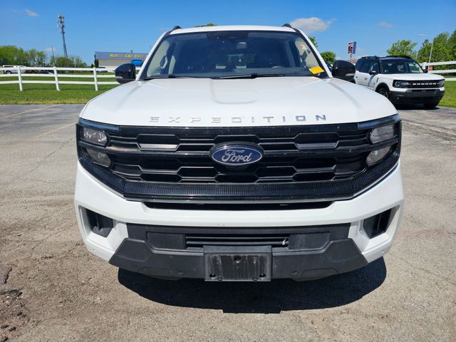 Used 2025 Ford Expedition Active with VIN 1FMJU1J84SEA13676 for sale in Kansas City