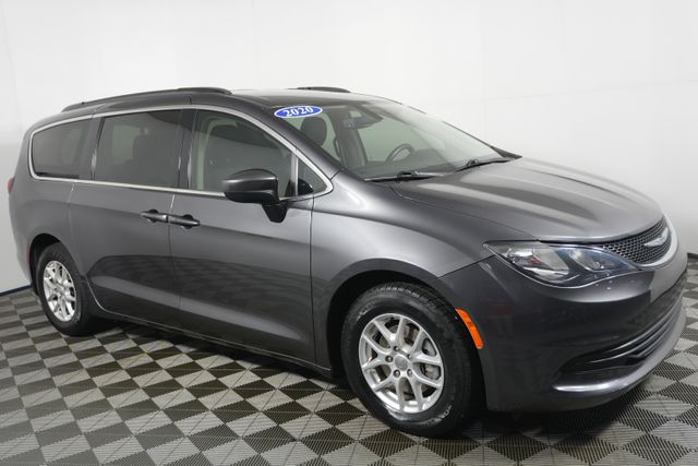 2020 Chrysler Voyager LXI