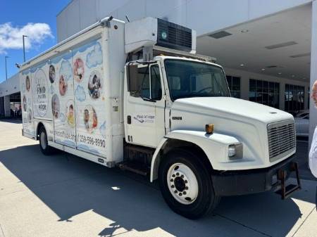 2001 Freightliner FL 70
