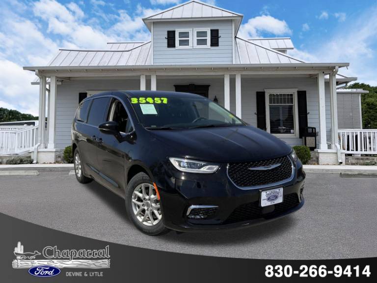 2024 Chrysler Pacifica Touring L