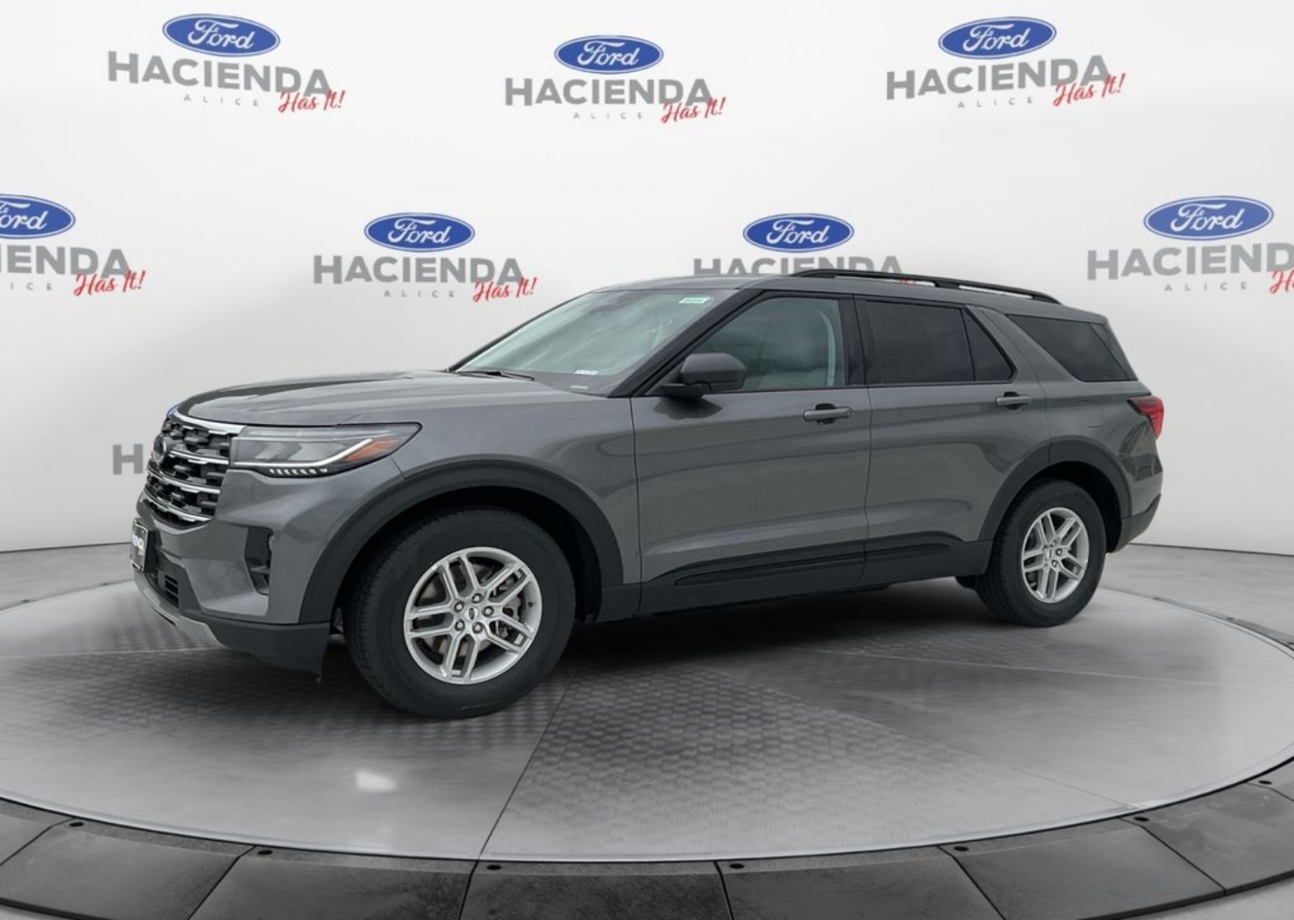 2026 Ford Explorer's photo