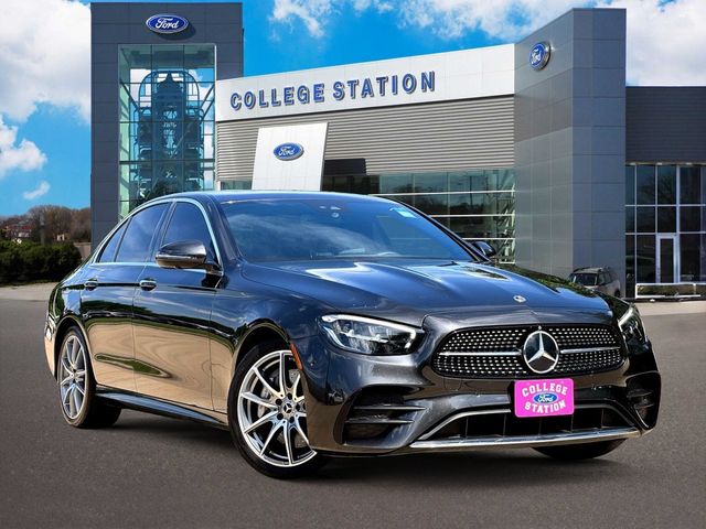 2022 Mercedes-Benz E-Class E350's photo