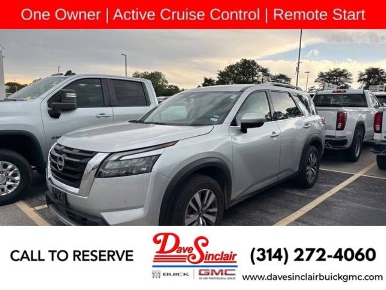 2025 Nissan Pathfinder SL