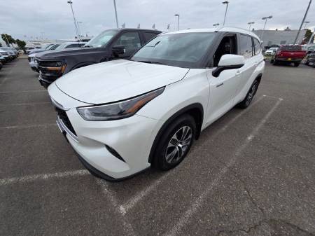 2021 Toyota Highlander Hybrid XLE
