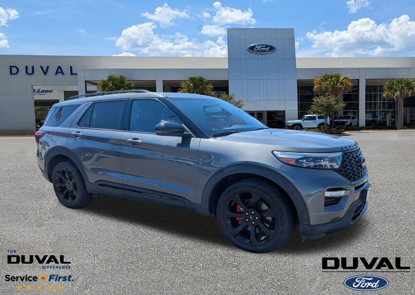 2021 Ford Explorer ST 4WD's photo