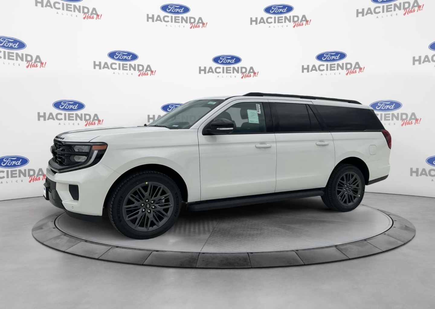 2026 Ford Expedition Platinum MAX 4x4's photo