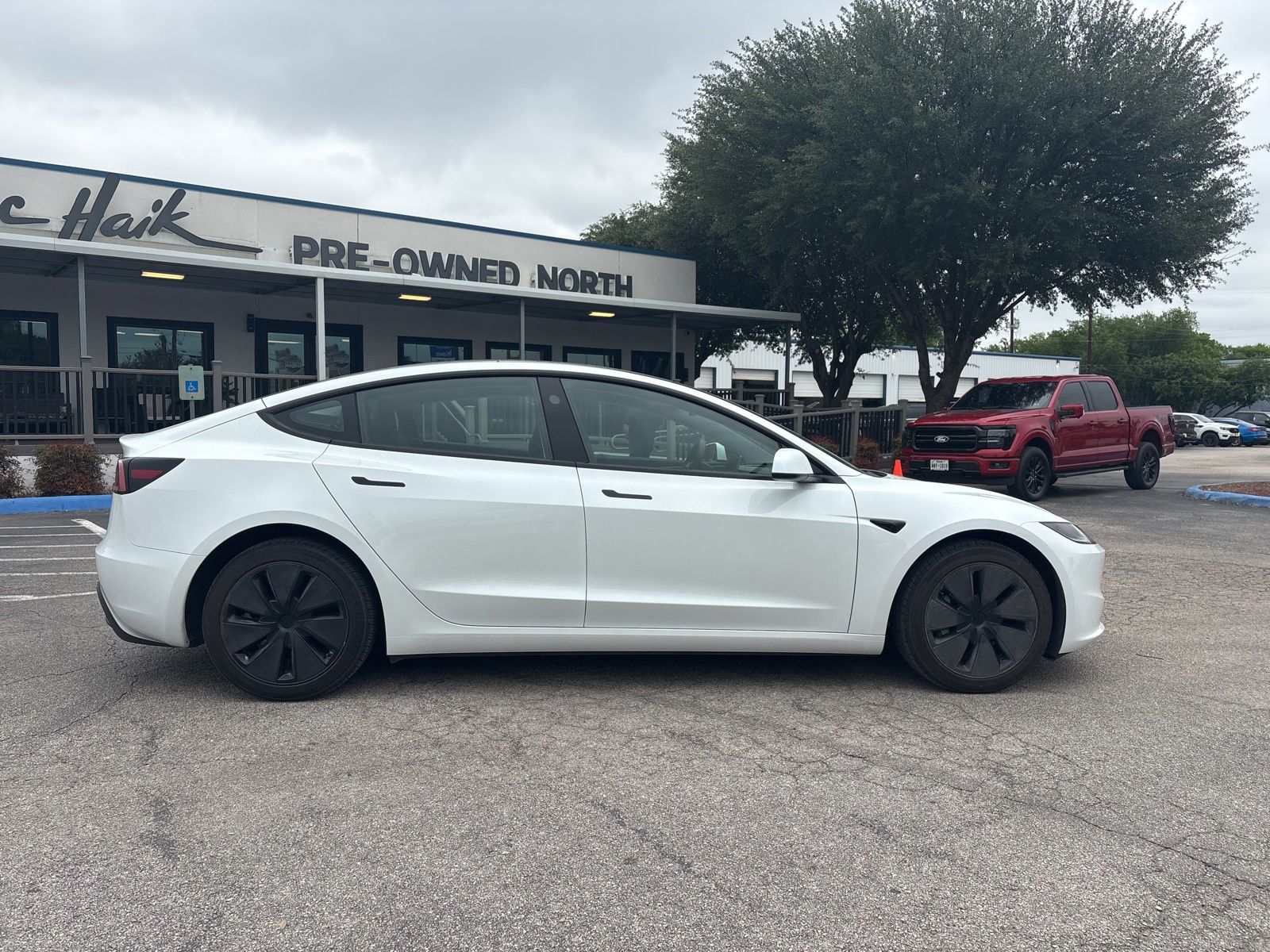 Used 2025 Tesla Model 3 Long Range with VIN 5YJ3E1EA4SF980584 for sale in San Antonio, TX