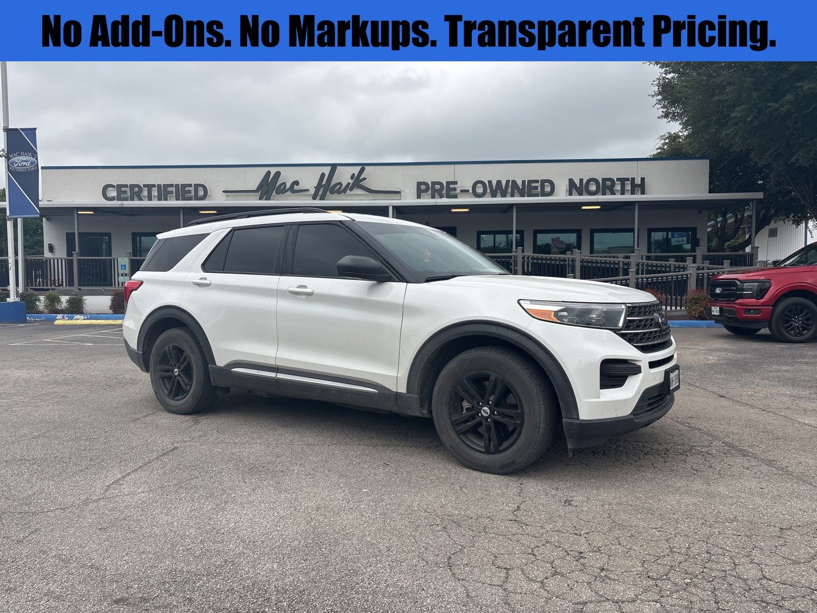 2022 Ford Explorer XLT RWD's photo