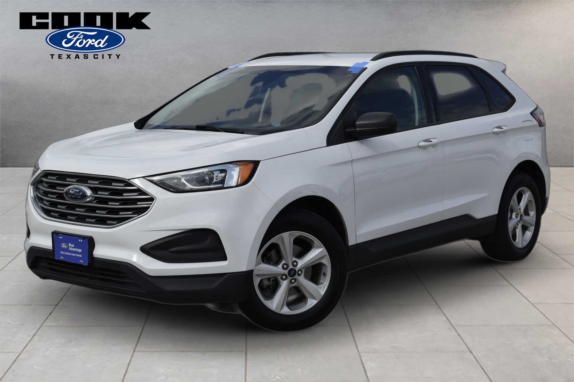 2020 Ford Edge SE