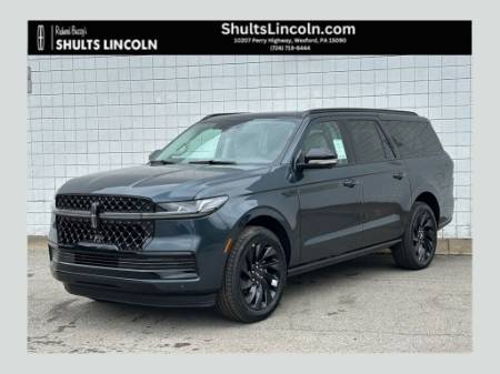 2026 Lincoln Navigator L Reserve
