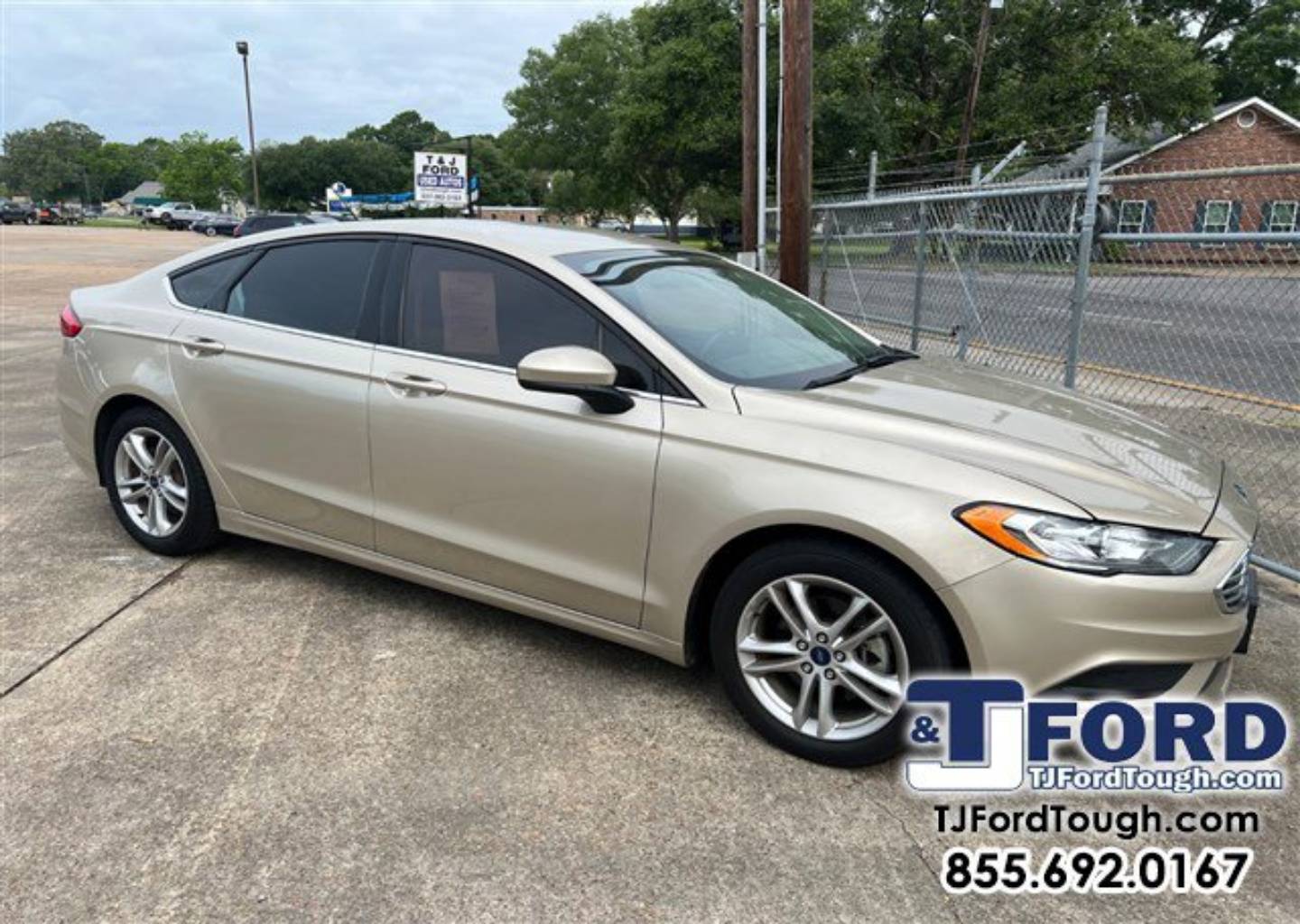 2018 Ford Fusion SE FWD's photo