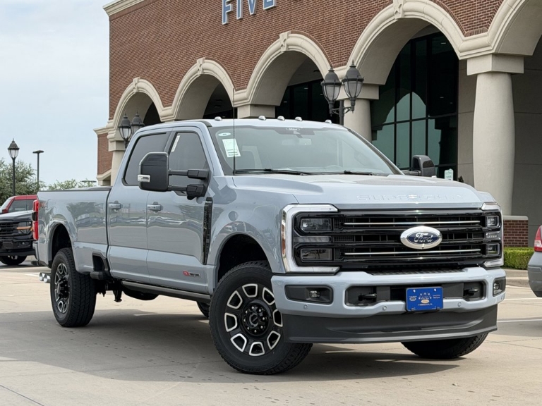 2026 Ford Super Duty F-350 SRW Platinum
