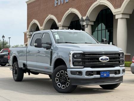 2026 Ford Super Duty F-350 SRW Platinum