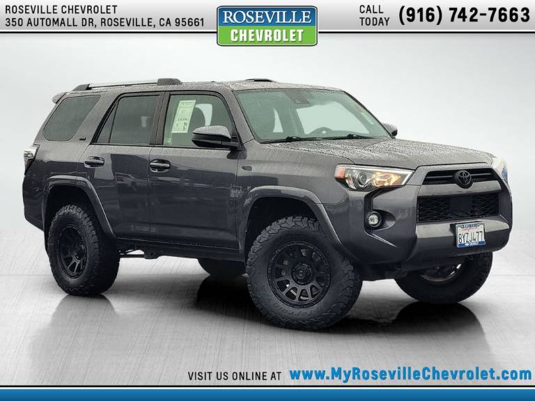 2022 Toyota 4Runner SR5