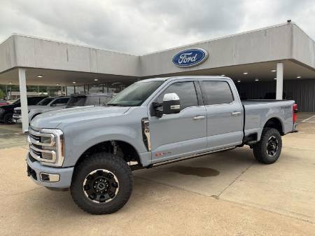 2026 Ford Super Duty F-250 SRW Platinum