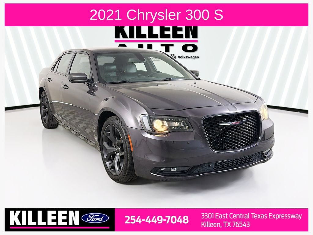 2021 Chrysler 300 S's photo