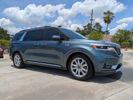 2022 Kia Carnival SX