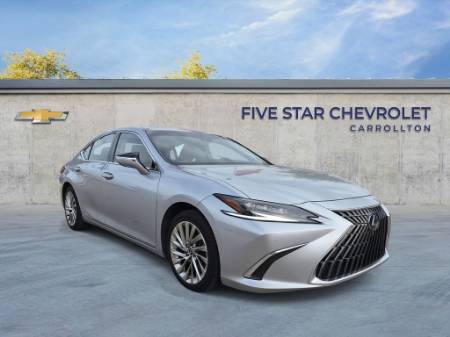 2022 Lexus ES 300H Ultra Luxury