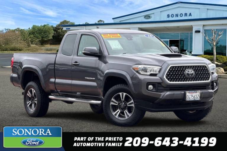 2018 Toyota Tacoma TRD Sport