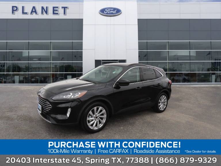 2022 Ford Escape Titanium Hybrid FWD