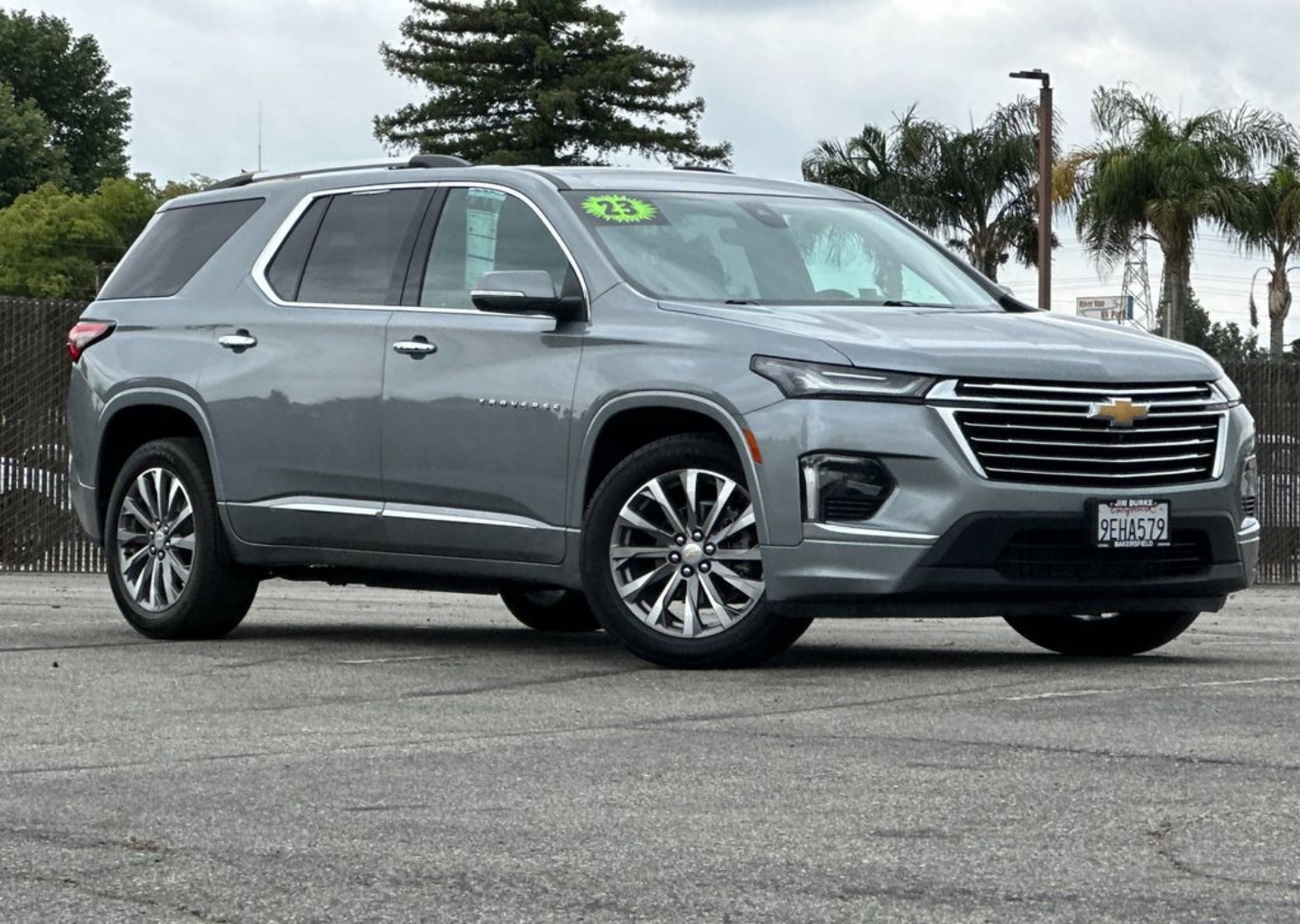2023 Chevrolet Traverse AWD Premier's photo